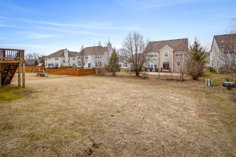 388 Comstock Dr, Elgin, IL 60124 photo 30