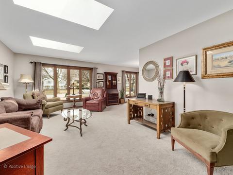 1303 S Williston St, Wheaton, IL 60189 photo 3