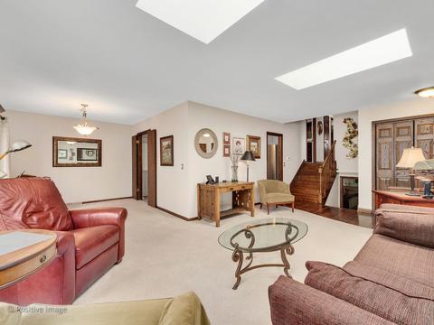 1303 S Williston St, Wheaton, IL 60189 photo 6