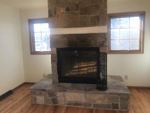 520 N Richards St, Spring Valley, IL 61362 photo 9