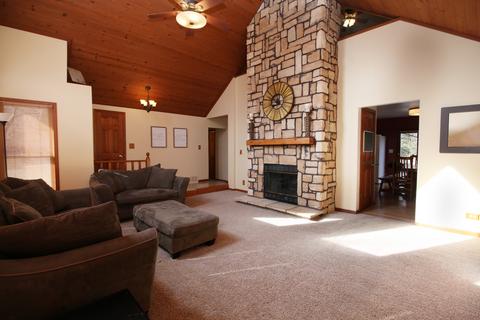 9 N040 Lilly St, Elgin, IL 60124 photo 6