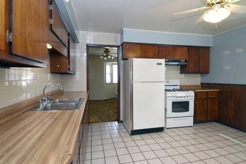 2805 Saint James St, Rolling Meadows, IL 60008 photo 10