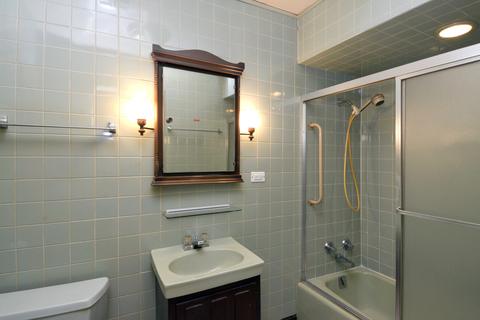 2805 Saint James St, Rolling Meadows, IL 60008 photo 18