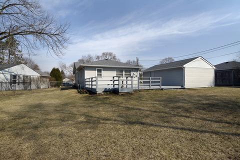 2805 Saint James St, Rolling Meadows, IL 60008 photo 4