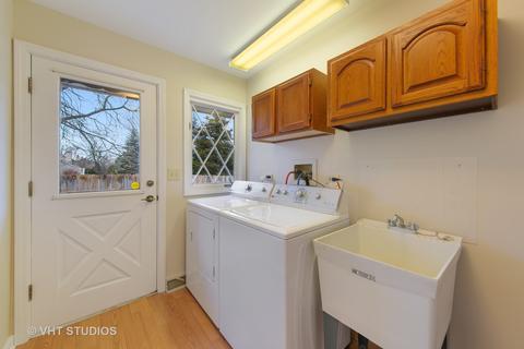 1731 Carlson Ln, Wheaton, IL 60187 photo 15