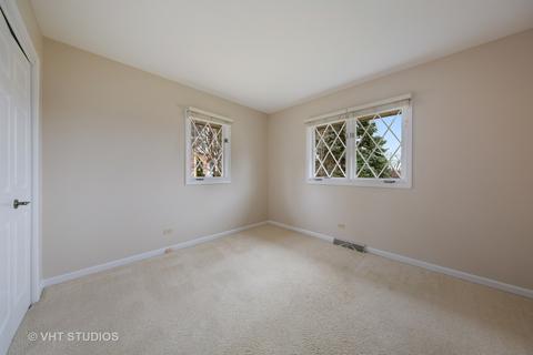 1731 Carlson Ln, Wheaton, IL 60187 photo 11