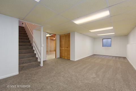 1731 Carlson Ln, Wheaton, IL 60187 photo 14