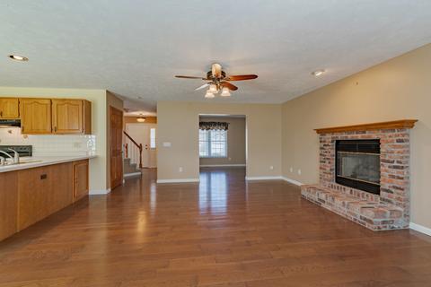 3101 Copper Creek Rd, Bloomington, IL 61704 photo 6