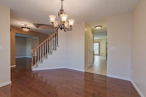 3101 Copper Creek Rd, Bloomington, IL 61704 photo 4