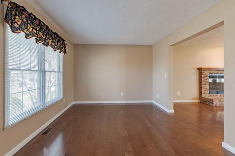 3101 Copper Creek Rd, Bloomington, IL 61704 photo 3