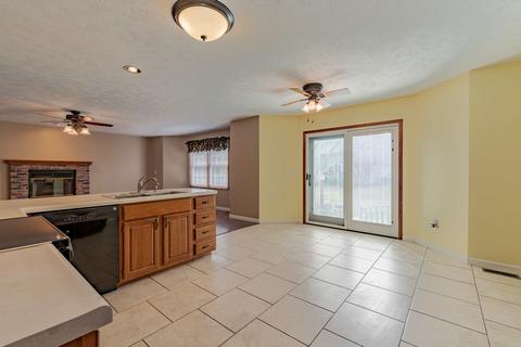 3101 Copper Creek Rd, Bloomington, IL 61704 photo 11