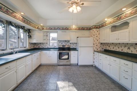 506 3rd St E, Delavan, IL 61734 photo 23