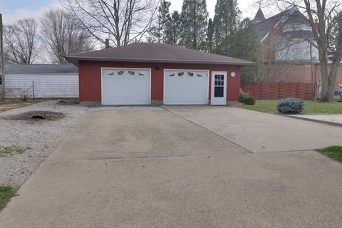 506 3rd St E, Delavan, IL 61734 photo 36