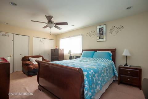 8818 Dee Rd, Des Plaines, IL 60016 photo 5