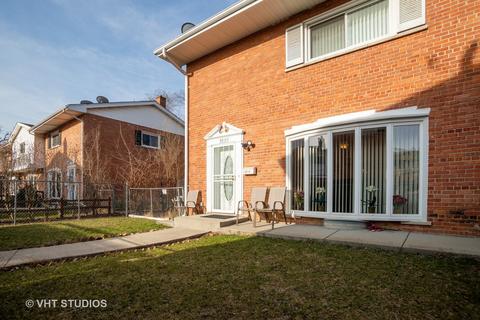 8818 Dee Rd, Des Plaines, IL 60016 photo 1