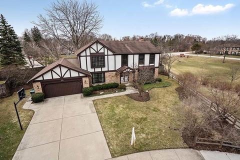 2464 Hampton Ln, Northbrook, IL 60062 photo 1