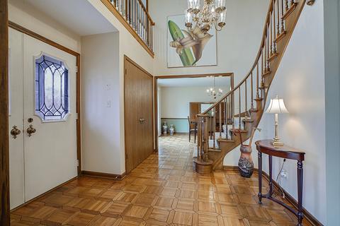 2464 Hampton Ln, Northbrook, IL 60062 photo 14