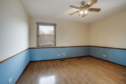 2464 Hampton Ln, Northbrook, IL 60062 photo 8