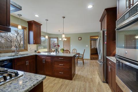 2464 Hampton Ln, Northbrook, IL 60062 photo 21