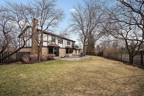 2464 Hampton Ln, Northbrook, IL 60062 photo 23
