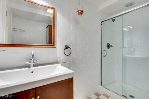 1379 E 55th Pl, Chicago, IL 60637 photo 27