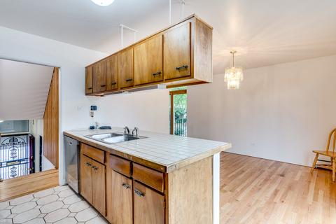 1379 E 55th Pl, Chicago, IL 60637 photo 14