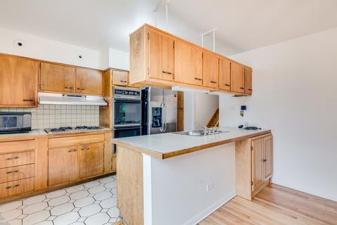 1379 E 55th Pl, Chicago, IL 60637 photo 13