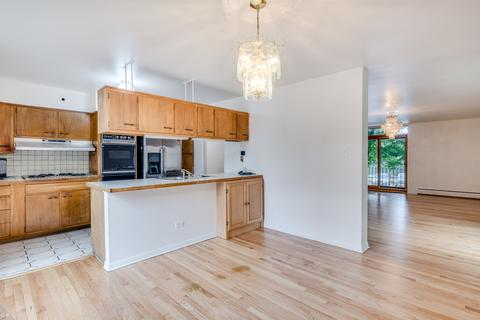 1379 E 55th Pl, Chicago, IL 60637 photo 11