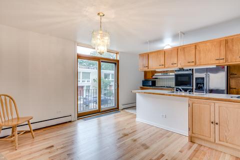 1379 E 55th Pl, Chicago, IL 60637 photo 12