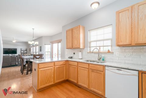 16402 Split Rail Dr, Lockport, IL 60441 photo 4