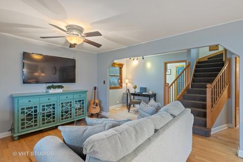 2316 Bluebird Ln, Rolling Meadows, IL 60008 photo 3