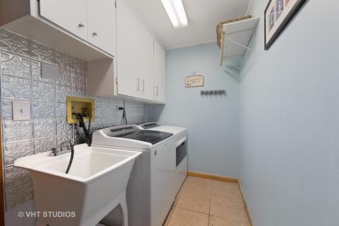 2316 Bluebird Ln, Rolling Meadows, IL 60008 photo 12