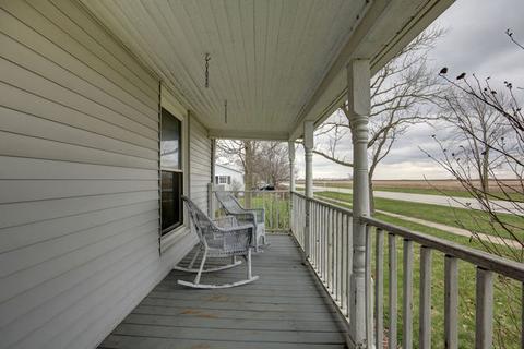 501 E Lincoln Ave, Ogden, IL 61859 photo 4