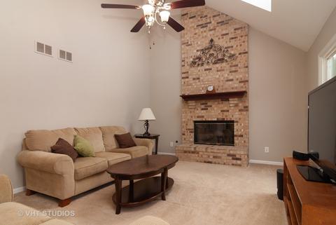 808 Sharp Ct, Elburn, IL 60119 photo 10
