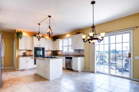 17417 S Honora Dr, Plainfield, IL 60586 photo 9