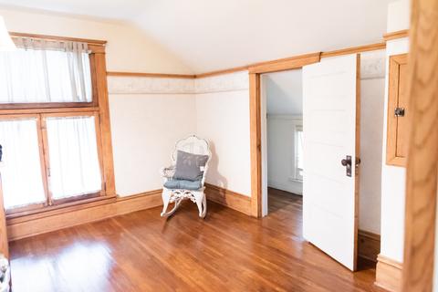 446 S 4th St, Aurora, IL 60505 photo 16