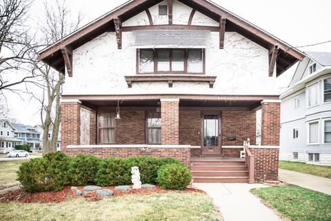 446 S 4th St, Aurora, IL 60505 photo 3