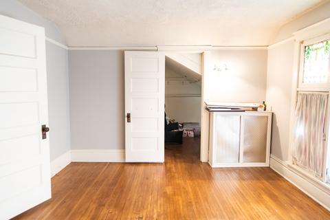 446 S 4th St, Aurora, IL 60505 photo 19