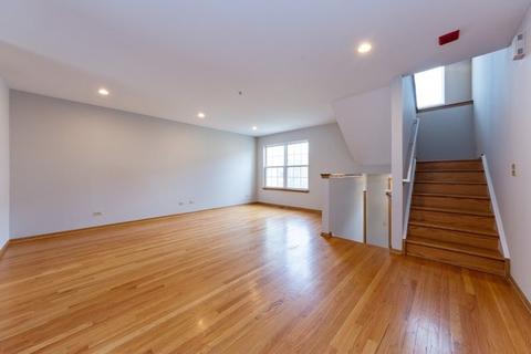 786 River Walk Dr, Wheeling, IL 60090 photo 3