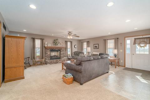 28398 E 3200 North Rd, Dwight, IL 60420 photo 4