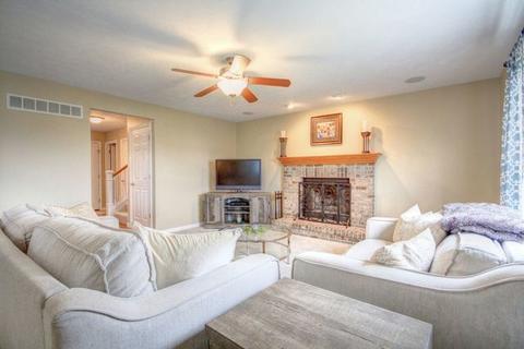 910 Trailway Dr, Champaign, IL 61822 photo 22