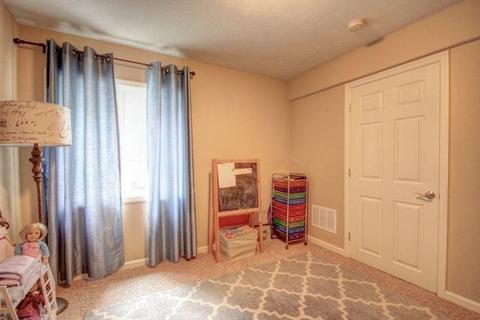 910 Trailway Dr, Champaign, IL 61822 photo 50
