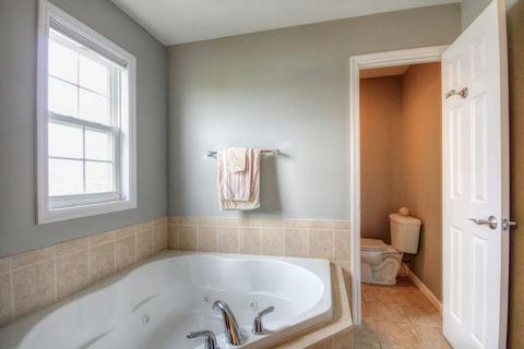 910 Trailway Dr, Champaign, IL 61822 photo 47