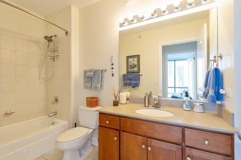 450 E Waterside Dr #401, Chicago, IL 60601 photo 12