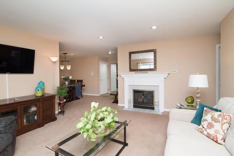 1134 Hawthorne Ct #A2, Wheeling, IL 60090 photo 4