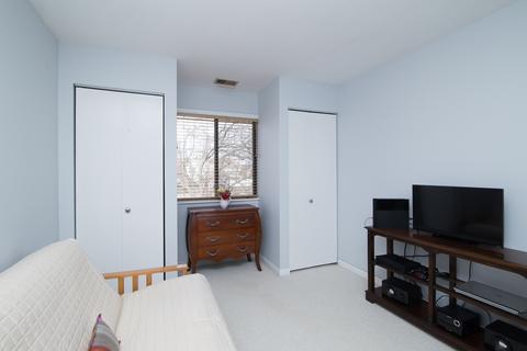1134 Hawthorne Ct #A2, Wheeling, IL 60090 photo 16