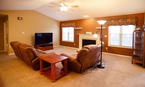 635 Sedgegrass Dr, Champaign, IL 61822 photo 6