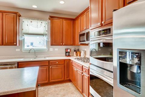 4331 Schofield Dr, Oswego, IL 60543 photo 9