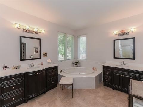 112 Fox St, Cary, IL 60013 photo 18