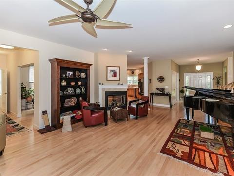 112 Fox St, Cary, IL 60013 photo 5